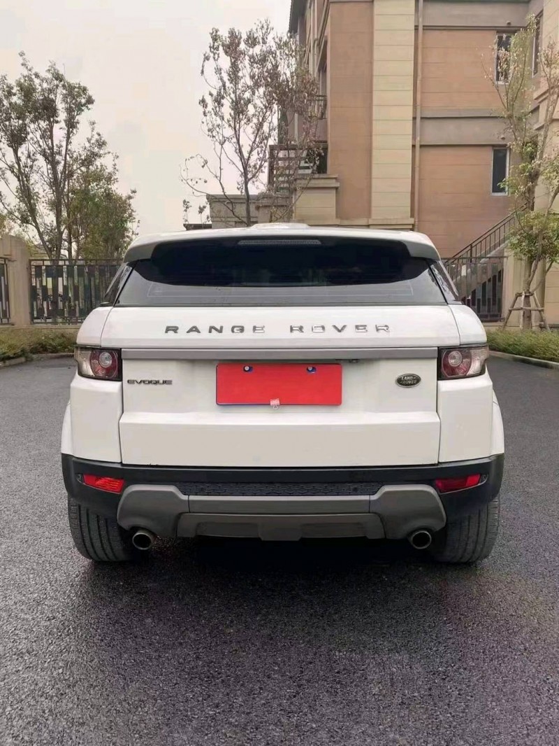 重庆14年路虎揽胜极光(进口)2