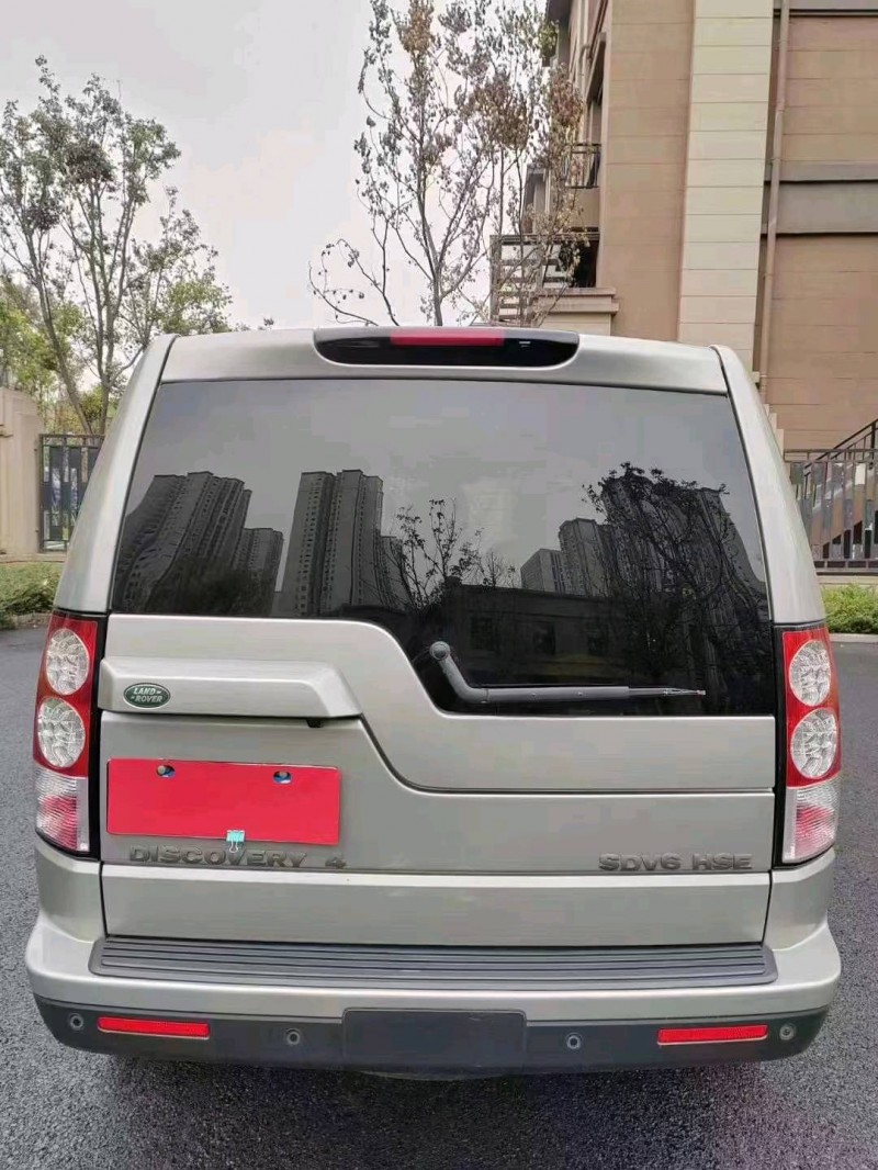 重庆12年路虎发现5