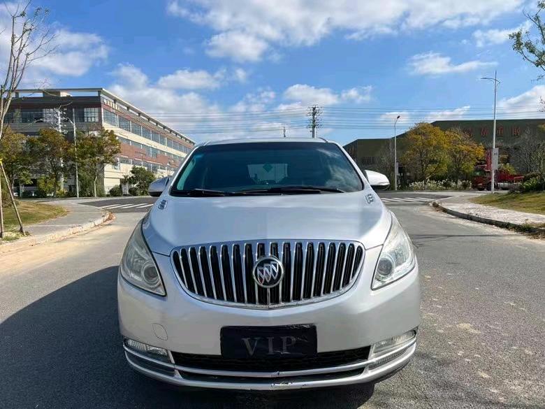 盐城15年别克GL89