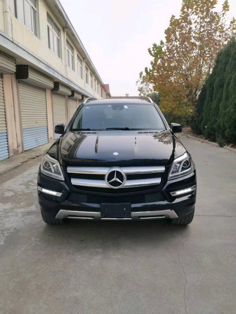 东营17年奔驰GL9