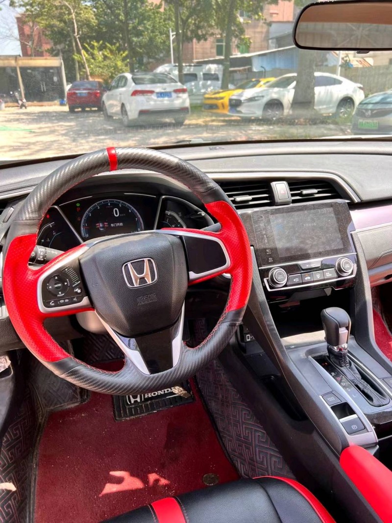 广州19年本田思域5
