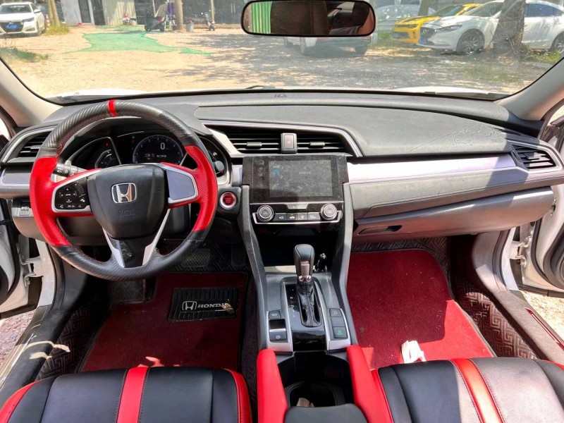 广州19年本田思域6