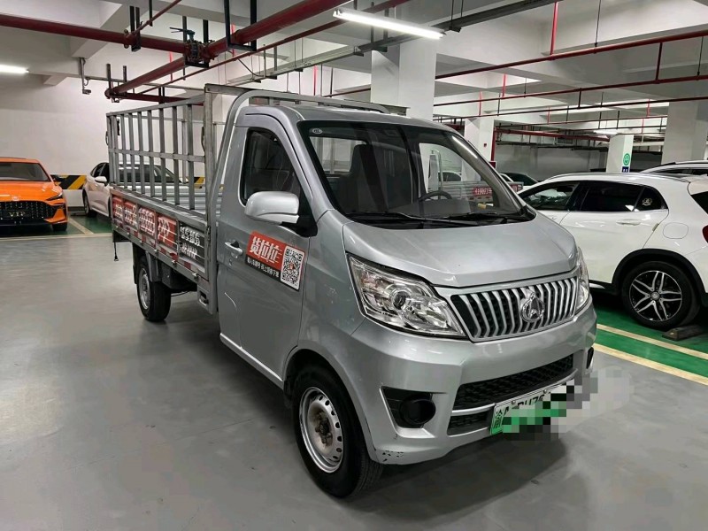 成都22年长安汽车神骐2