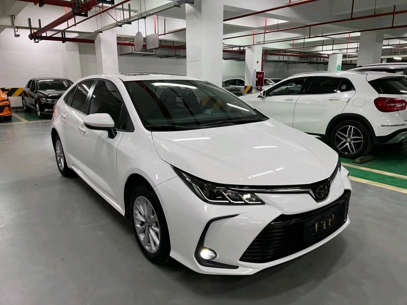 成都21年丰田卡罗拉2