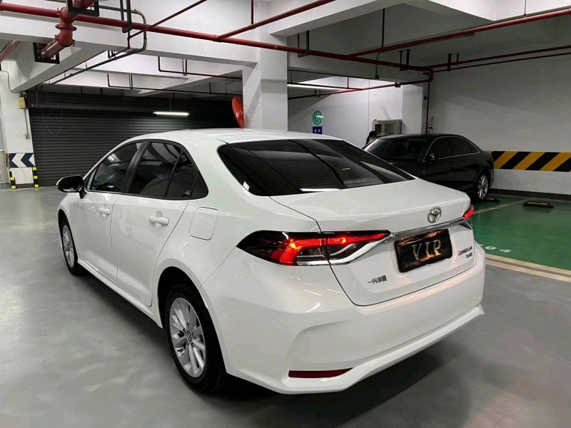 成都21年丰田卡罗拉9