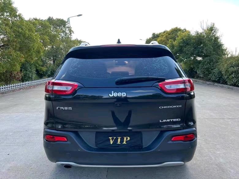 盐城18年Jeep自由光9