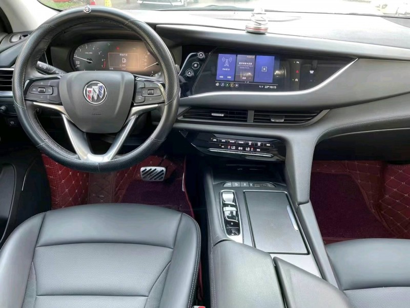 中山21年别克昂科旗8