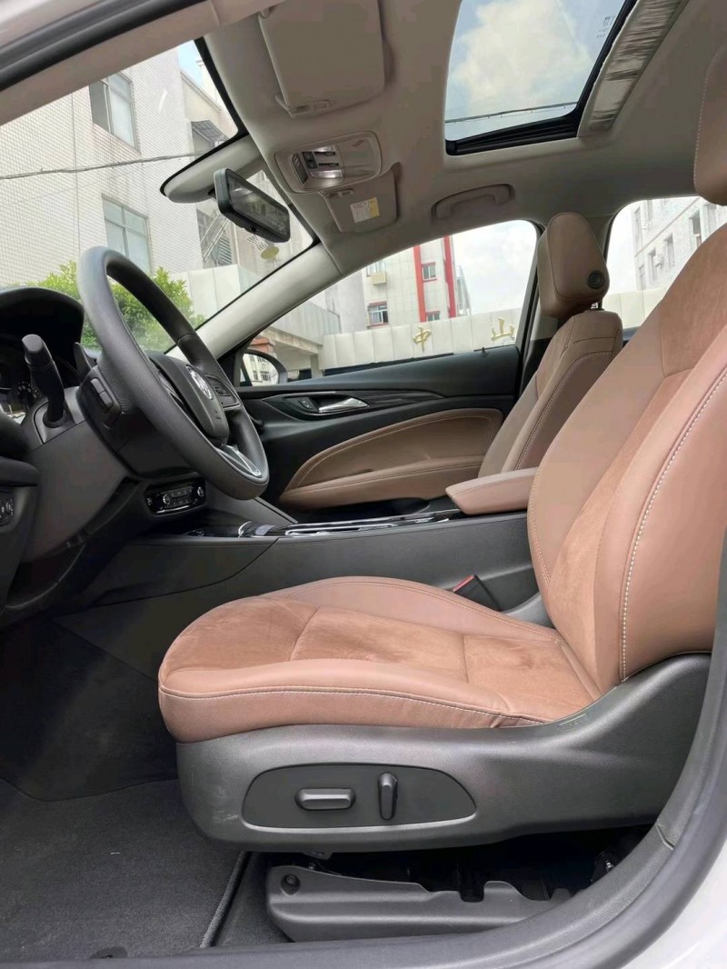 中山22年别克君威9