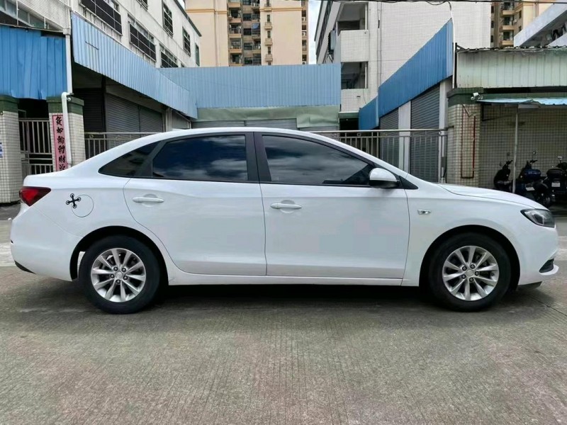 中山18年别克英朗2