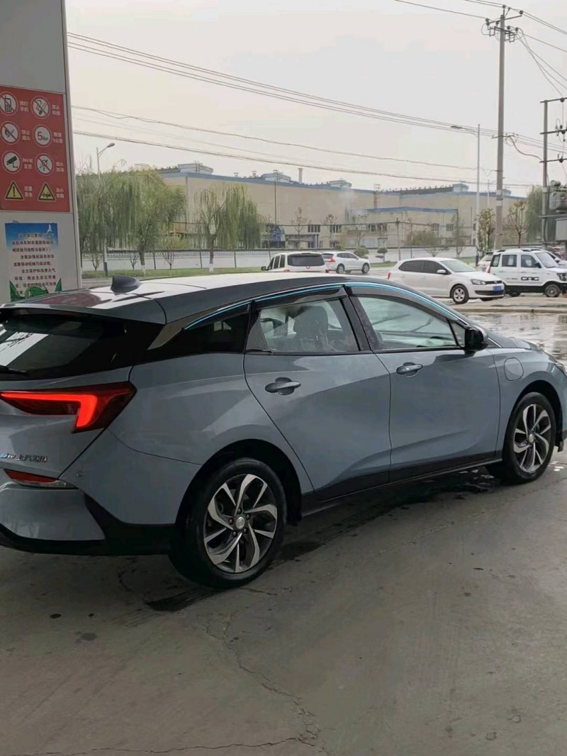 邯郸21年别克微蓝5