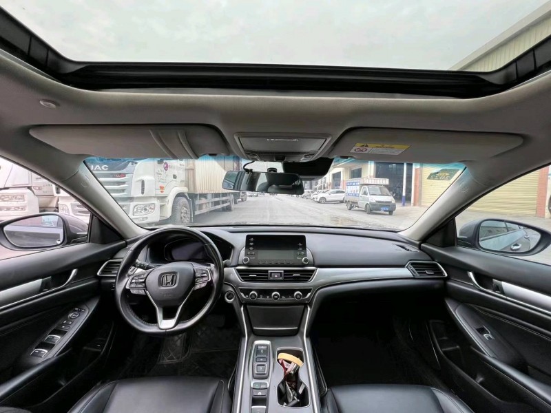 东莞20年本田雅阁4