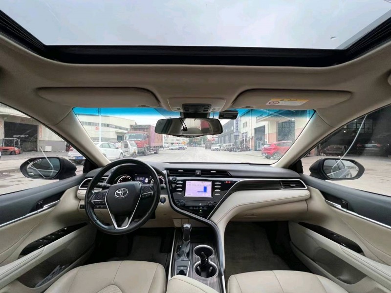 东莞18年丰田凯美瑞4