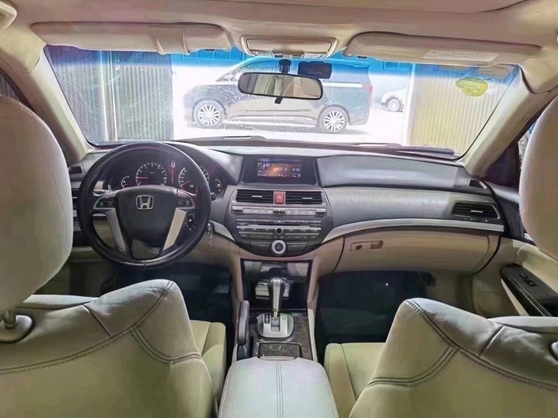 廊坊10年本田雅阁4