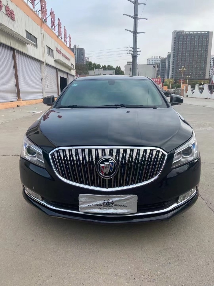 青岛15年别克君越1