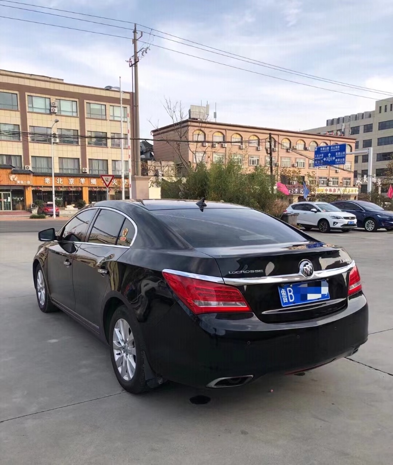 青岛14年别克君越3