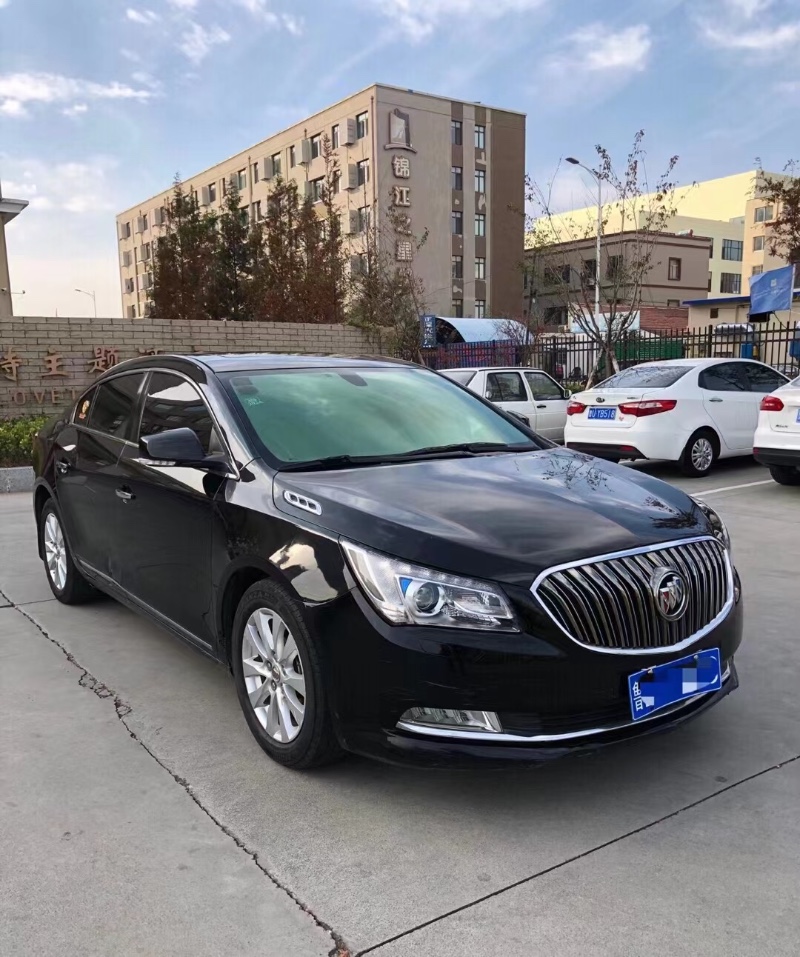 青岛14年别克君越5