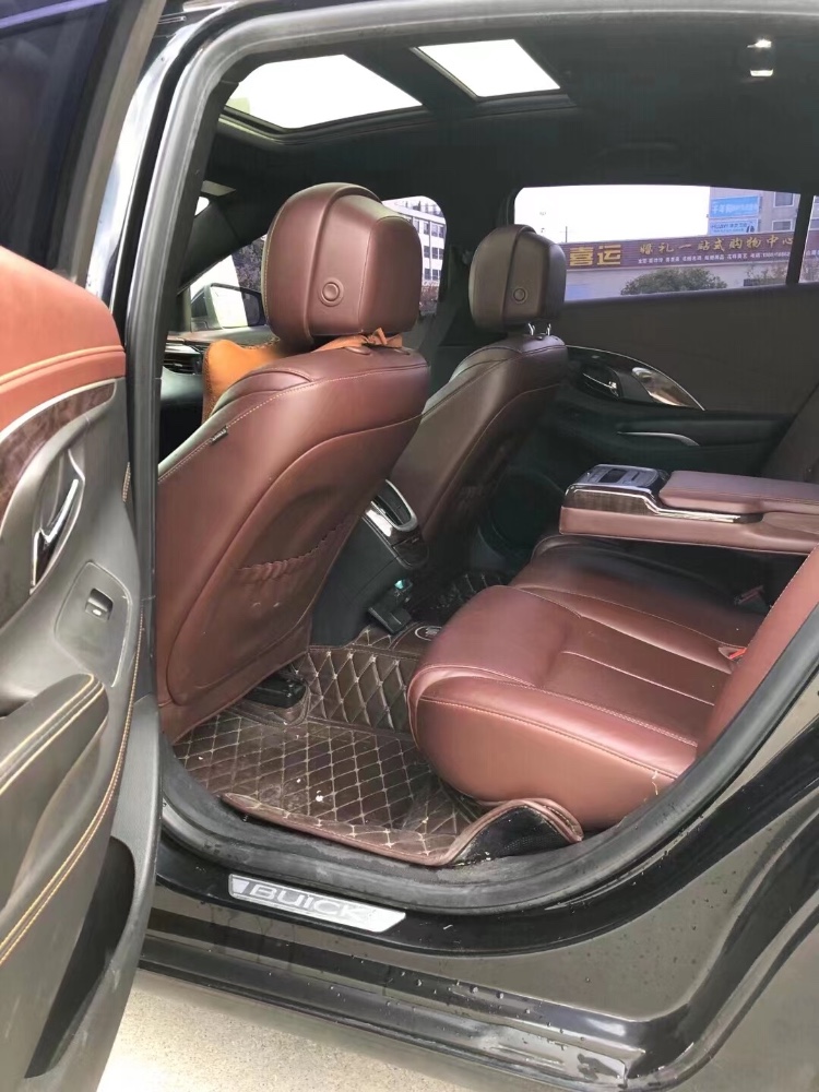 青岛14年别克君越6