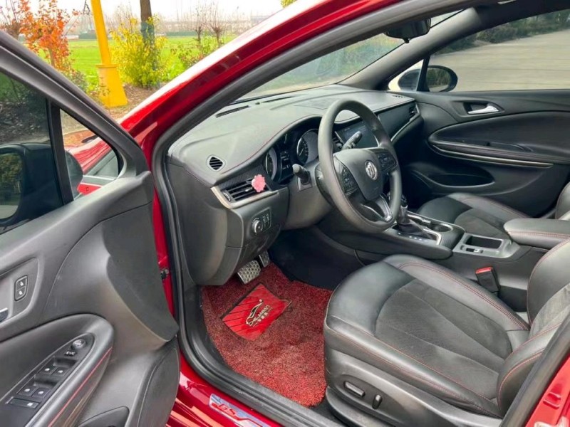 盐城20年别克威朗3