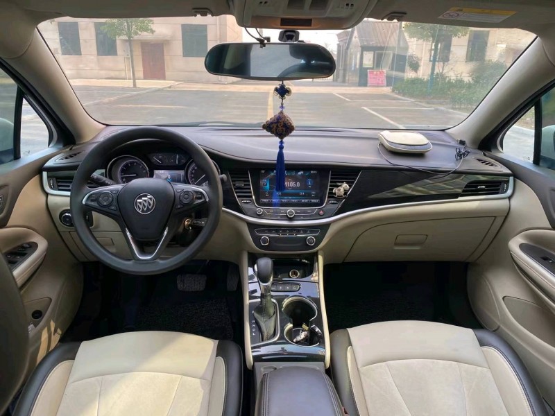 徐州17年别克威朗3