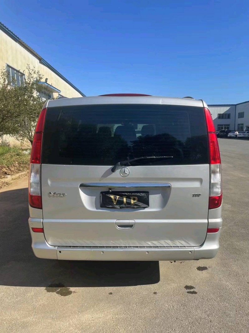 沈阳11年奔驰威霆9