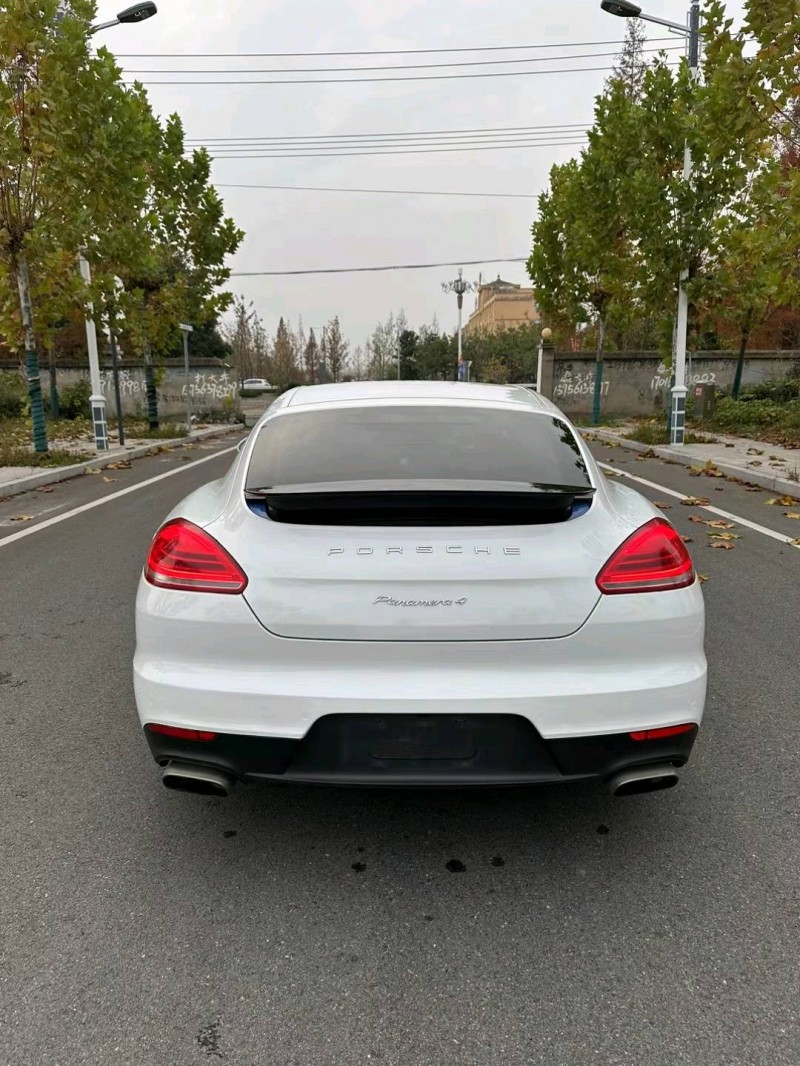 徐州16年保时捷帕拉梅拉1