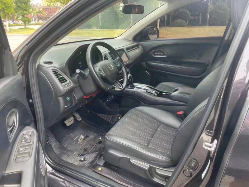 北京16年本田缤智4