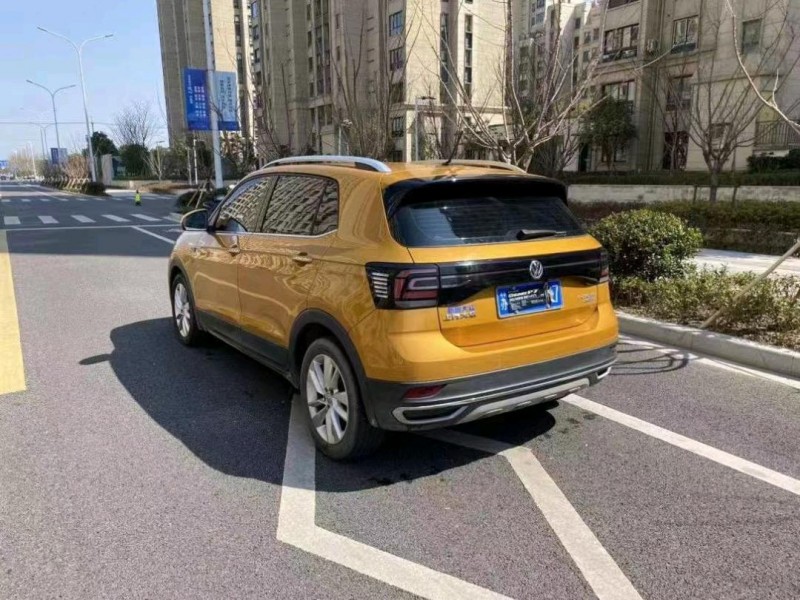 苏州20年大众途铠8