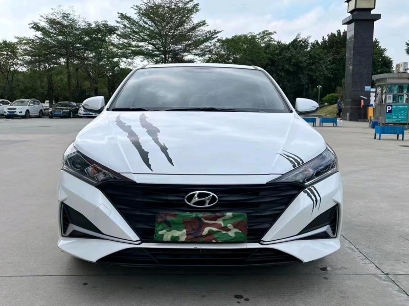 东莞21年现代瑞纳1