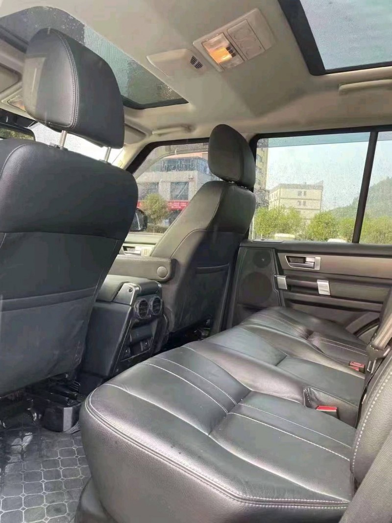 北京16年路虎发现6