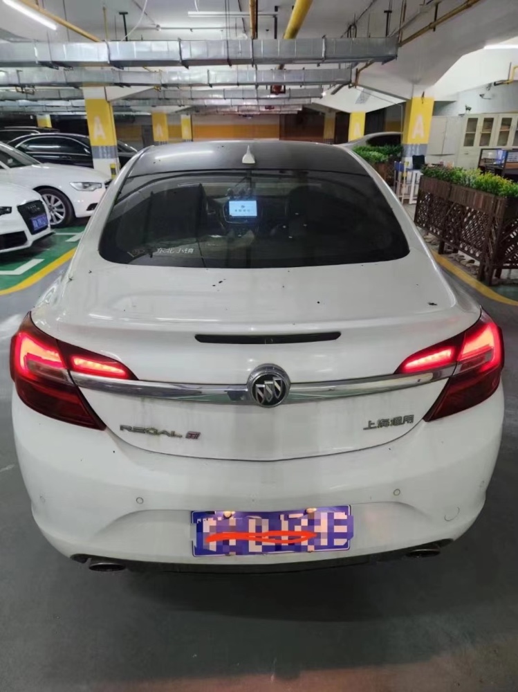 武汉16年别克君威3