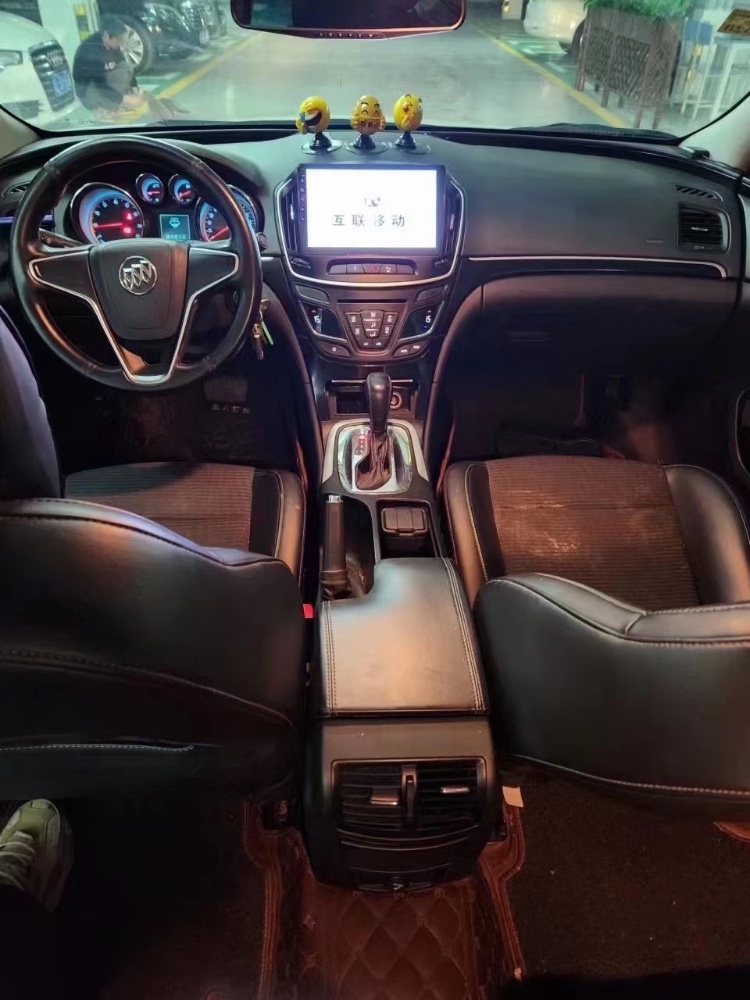 武汉16年别克君威7