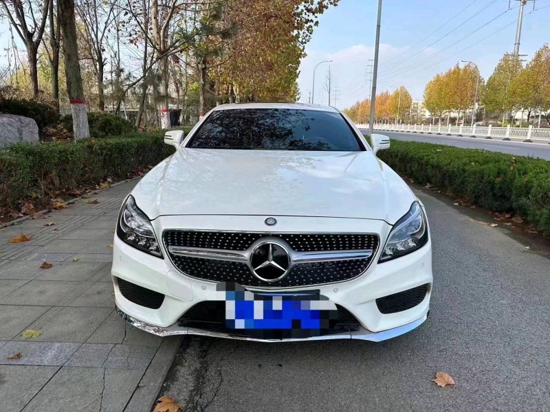 枣庄17年奔驰CLS1