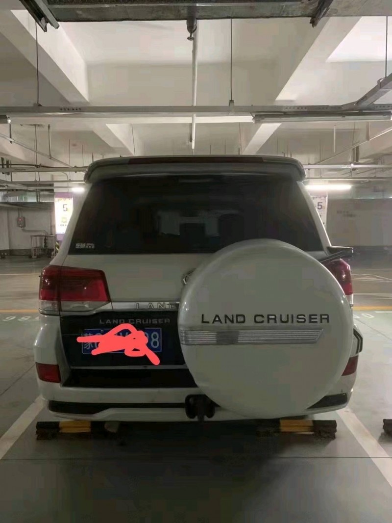 北京19年丰田兰德酷路泽3