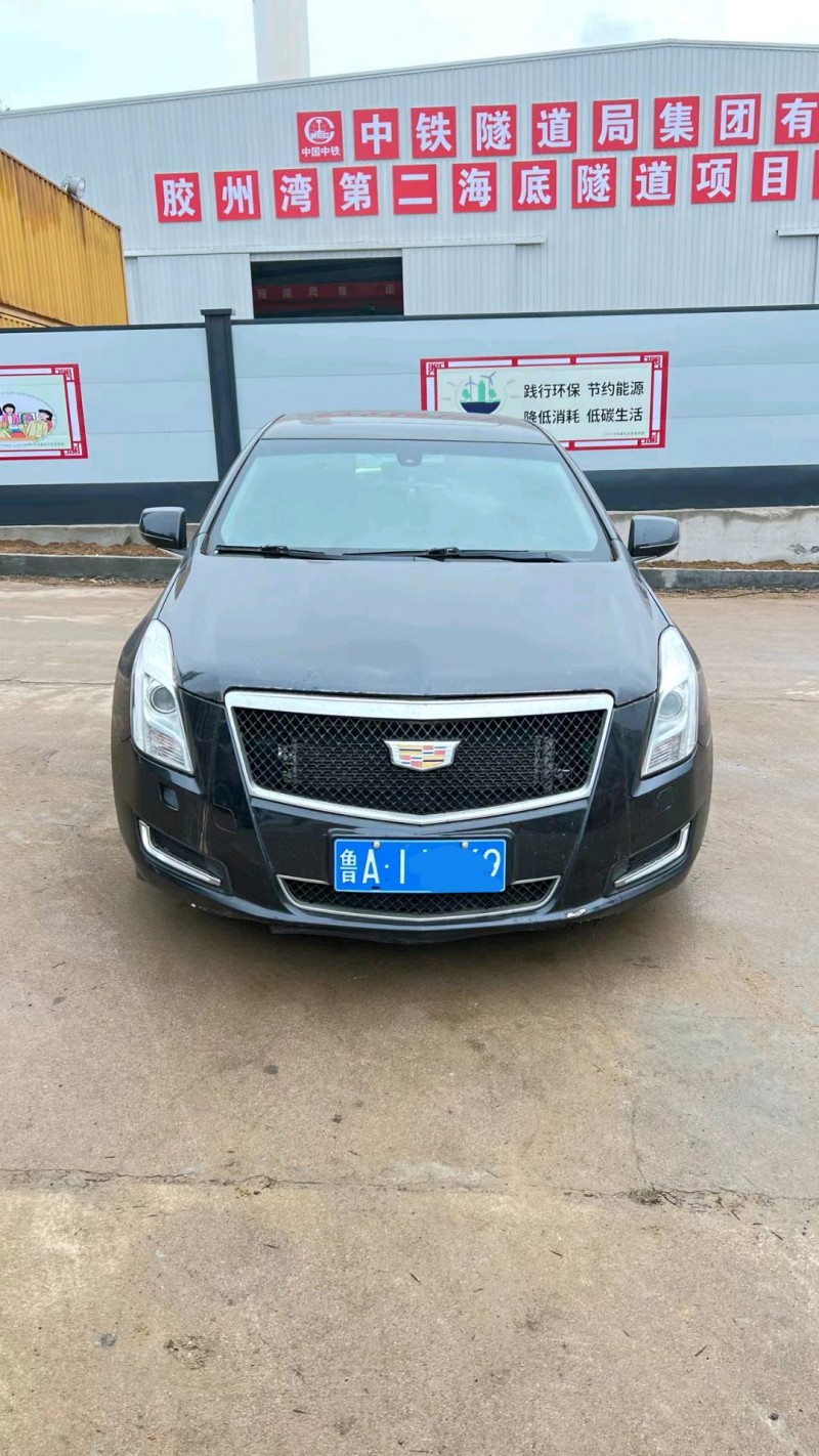 枣庄15年凯迪拉克XT51