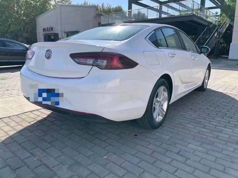 临沂19年别克君威8