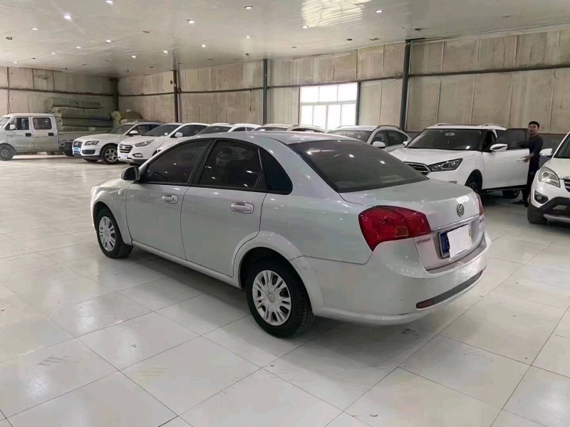 北京17年别克凯越3