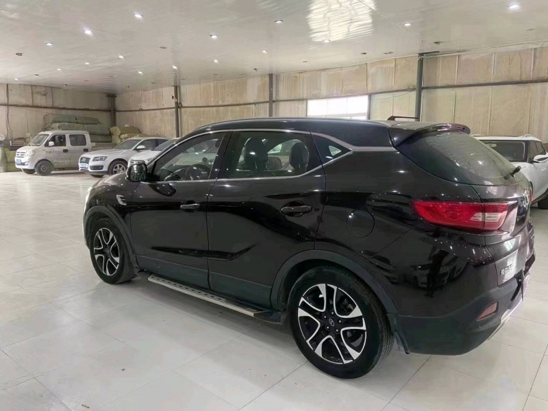 北京17年东南汽车DX73