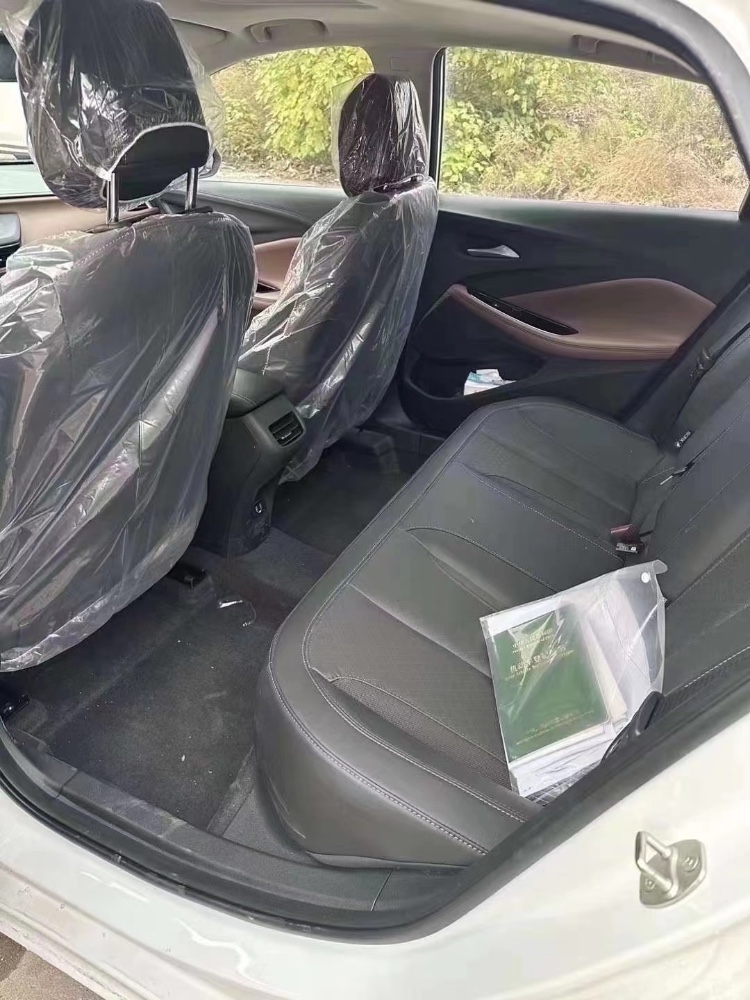 石家庄22年别克威朗7