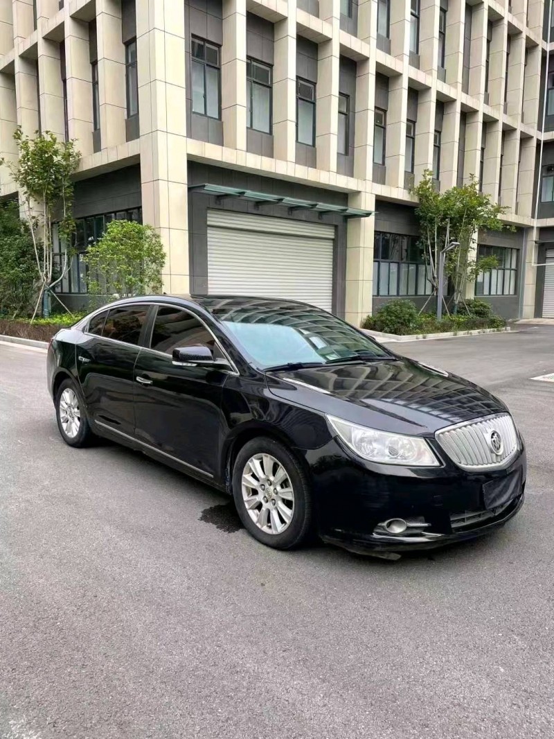 徐州12年别克君越3