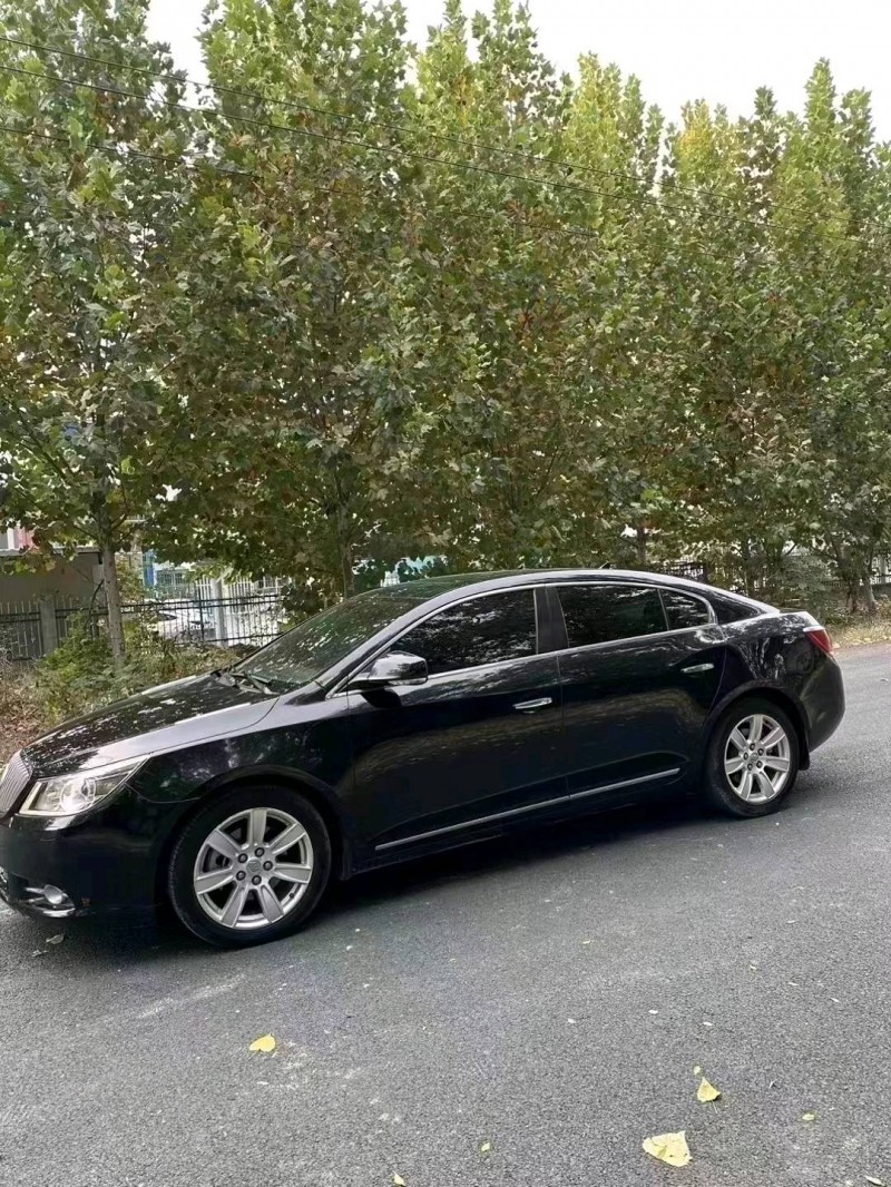 北京13年别克君越3