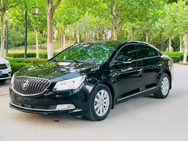 聊城14年别克君威8