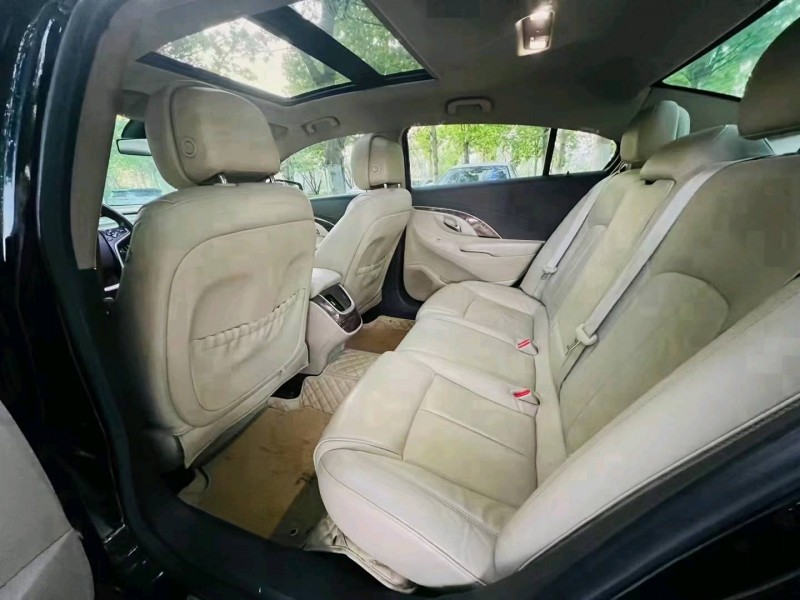 聊城14年别克君威4