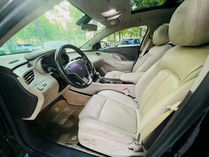 聊城14年别克君威3