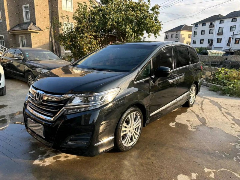 嘉兴17年本田艾力绅8