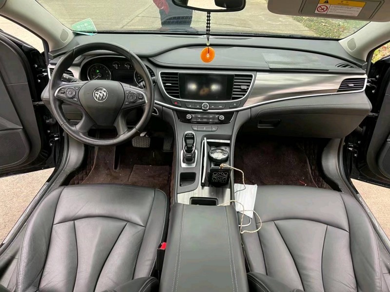 常州20年别克君越9