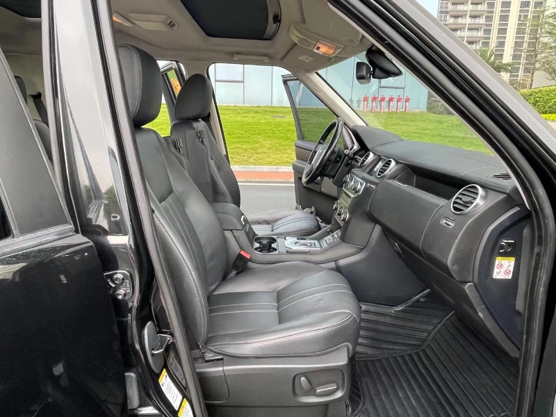 佛山16年路虎发现3