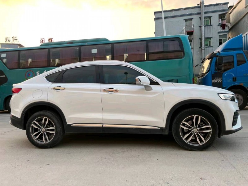 东莞19年吉利星越7