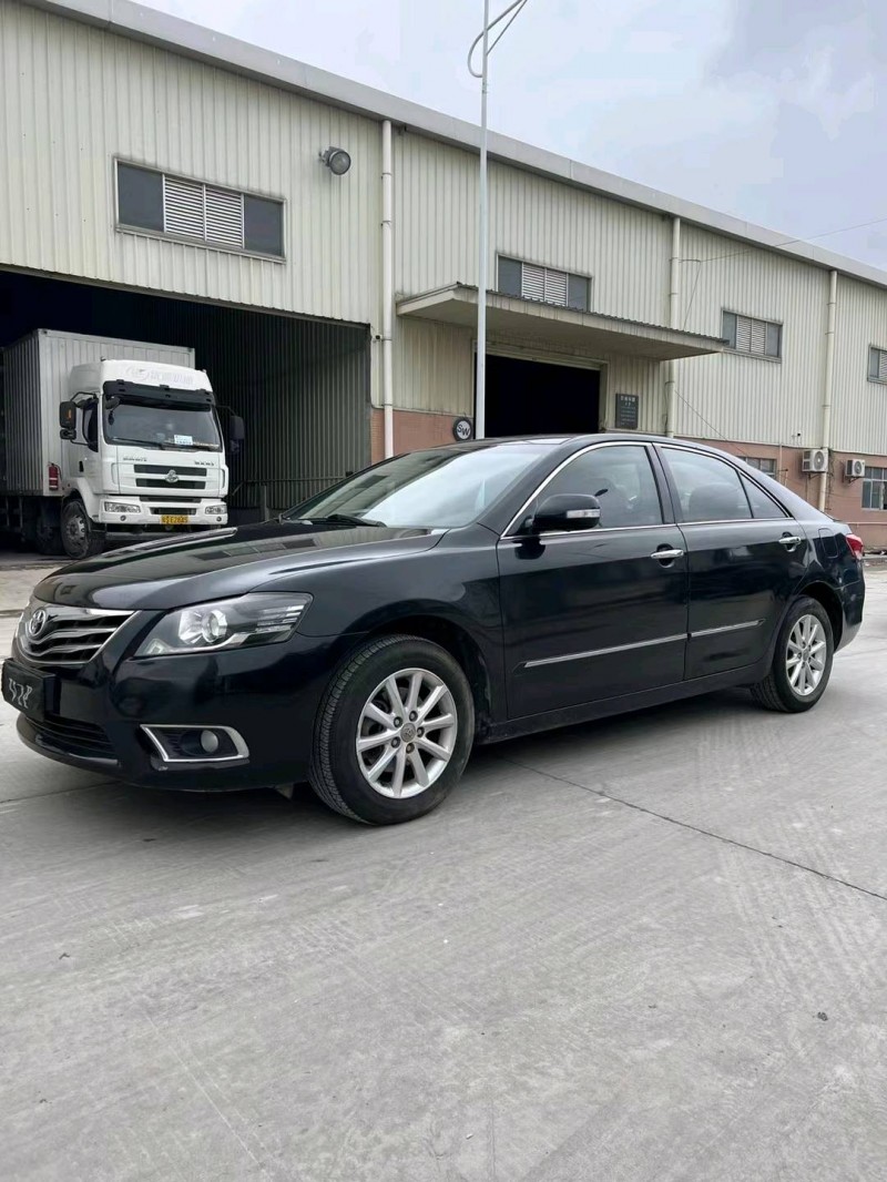 东莞15年丰田凯美瑞3