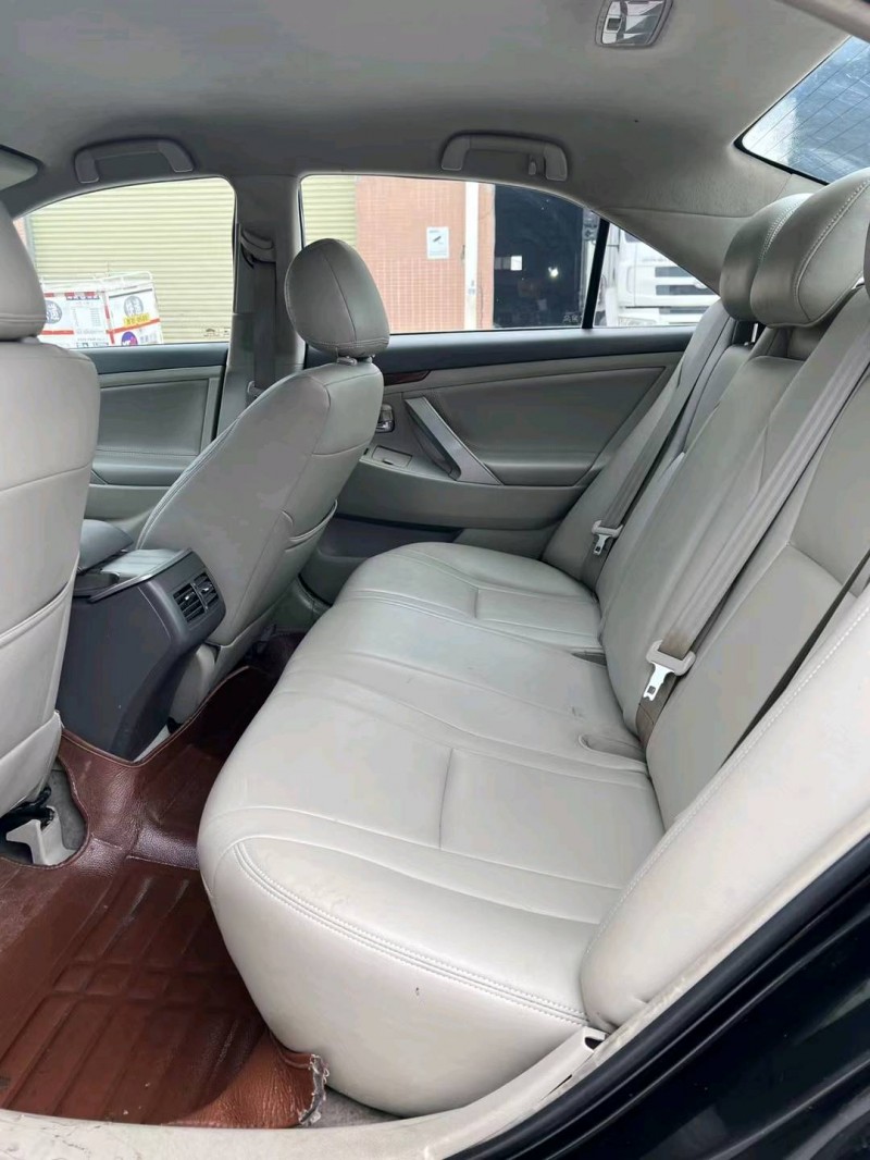 东莞15年丰田凯美瑞5