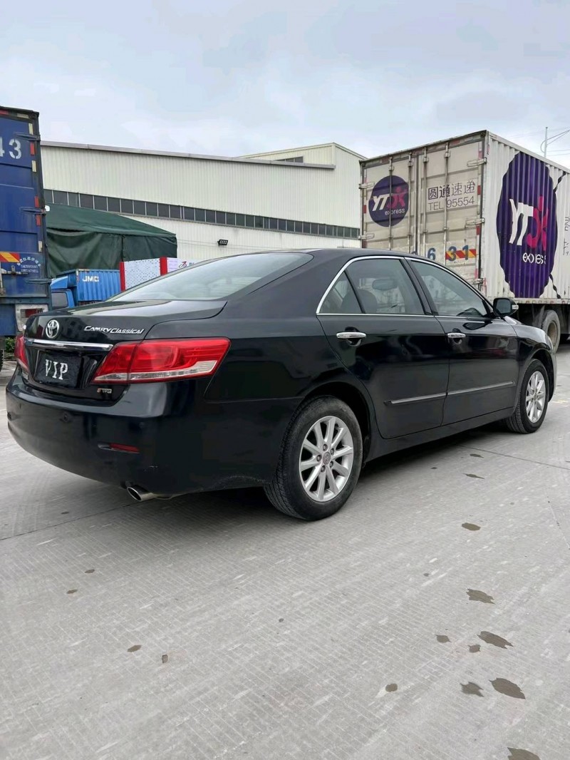 东莞15年丰田凯美瑞7